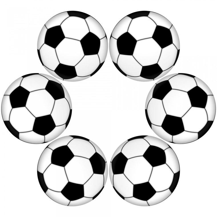 Футбольный мяч белый