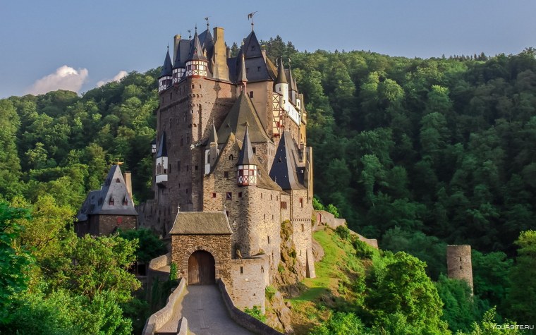 Замок Эльц Германия