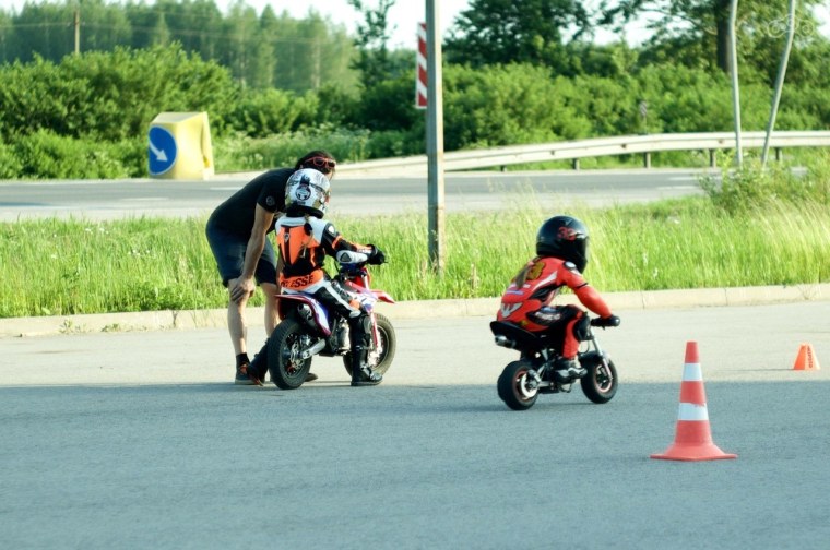 Мотоцикл для детей