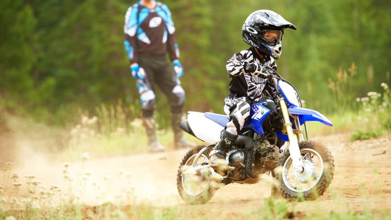 Кроссовый мотоцикл для детей