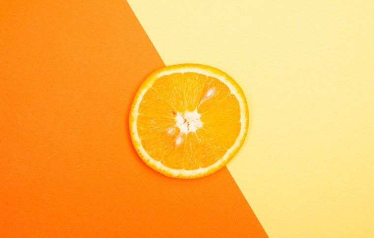 Апельсин фон