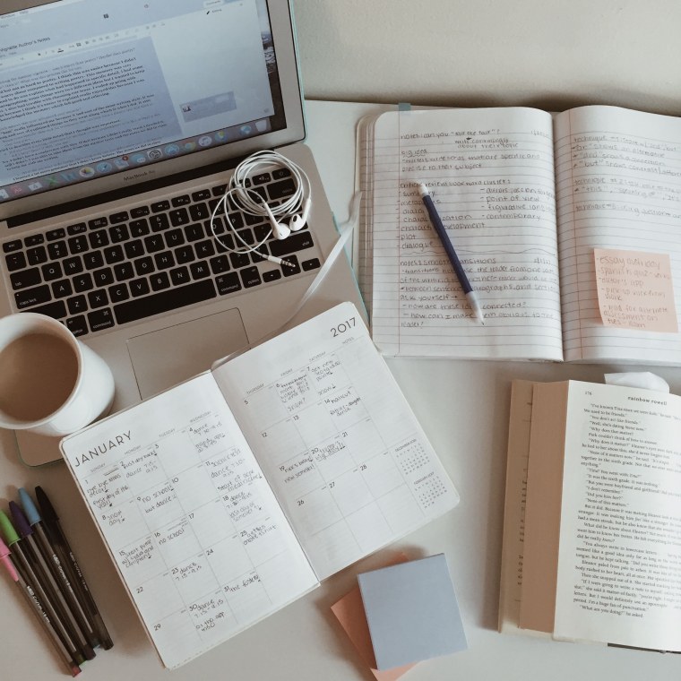 Школа Маши и медведя