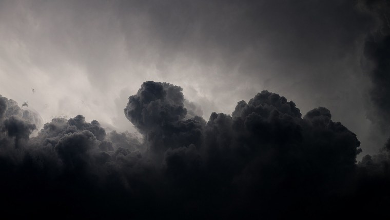 Мрачное небо