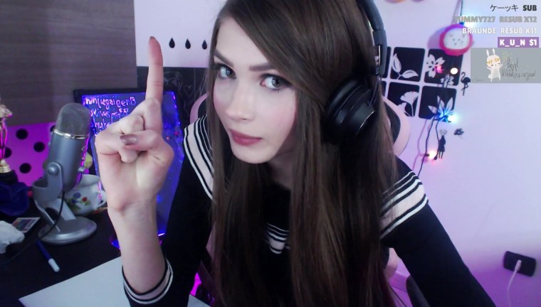 Стример Карина Сычева