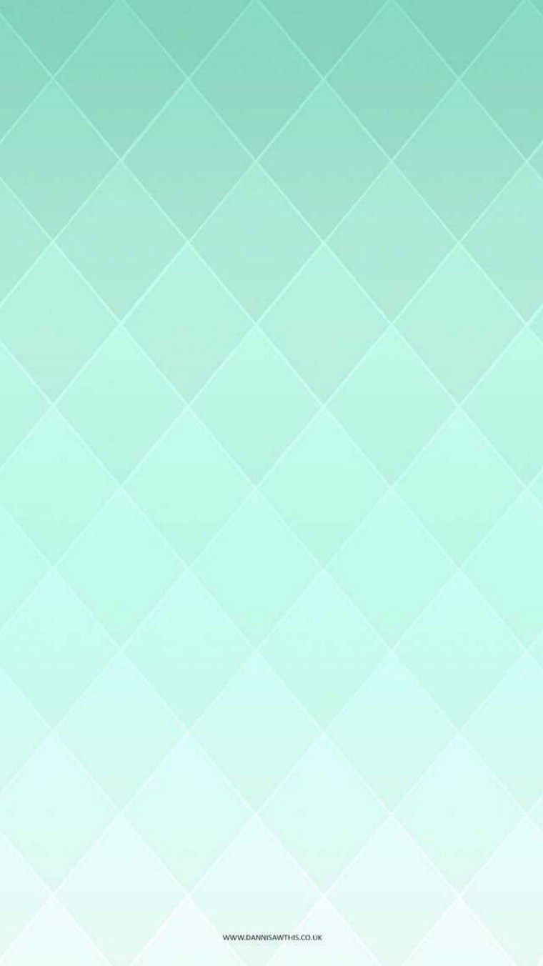 Нежно голубой