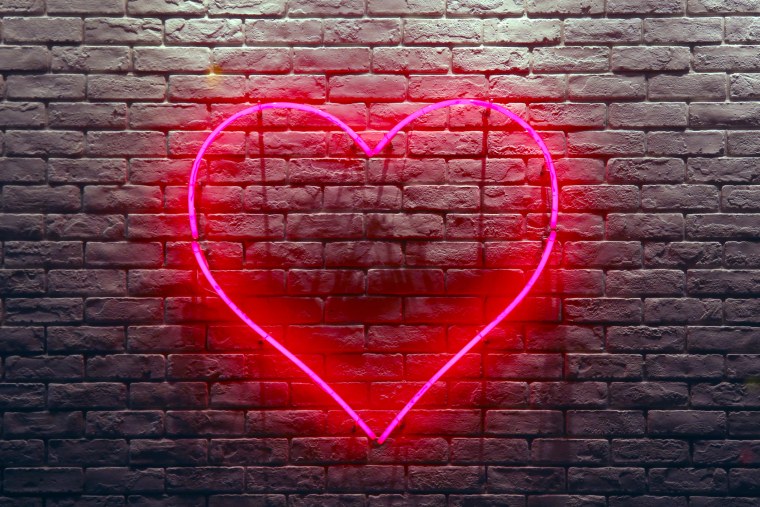 Сердце неон