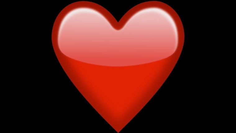 Красноесердце на чёрном фоне