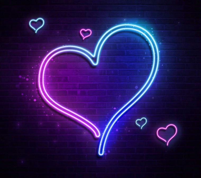 Неоновое сердце
