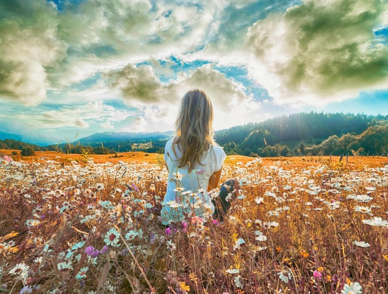 Стильная фотосессия с ромашками