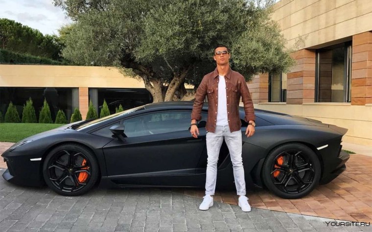 Машина криштьяно Роналдо