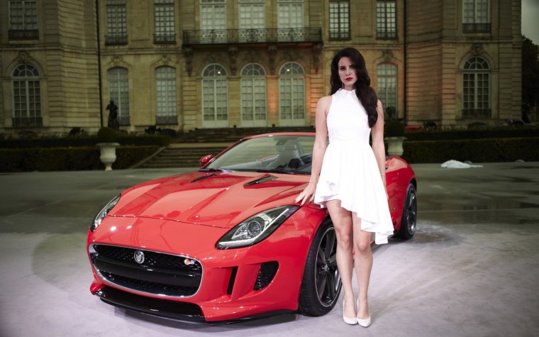 Лана дель Рей Jaguar