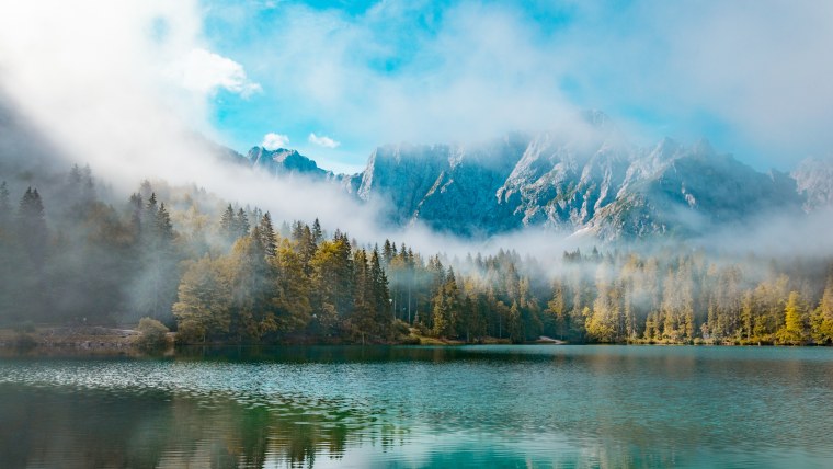 Озеро Рица панорама