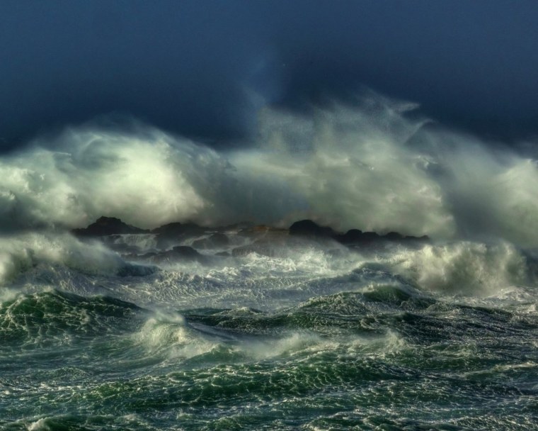 Атлантический океан шторм
