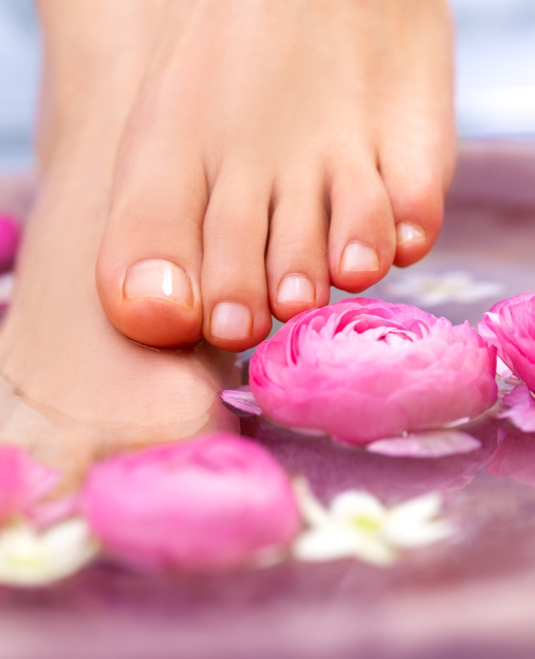 Медицинский аппаратный педикюр