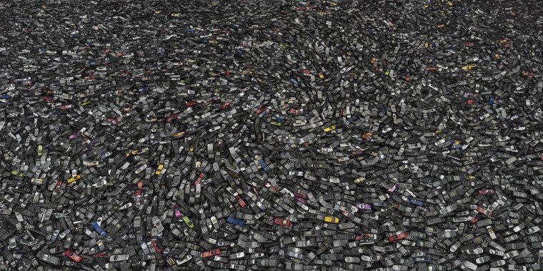 Свалка смартфонов