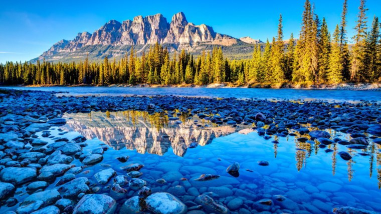 Озеро Морейн в Канаде