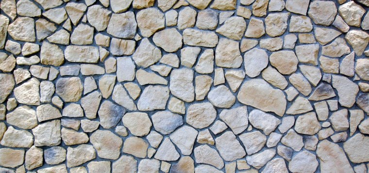 Кладка каменная дорожка