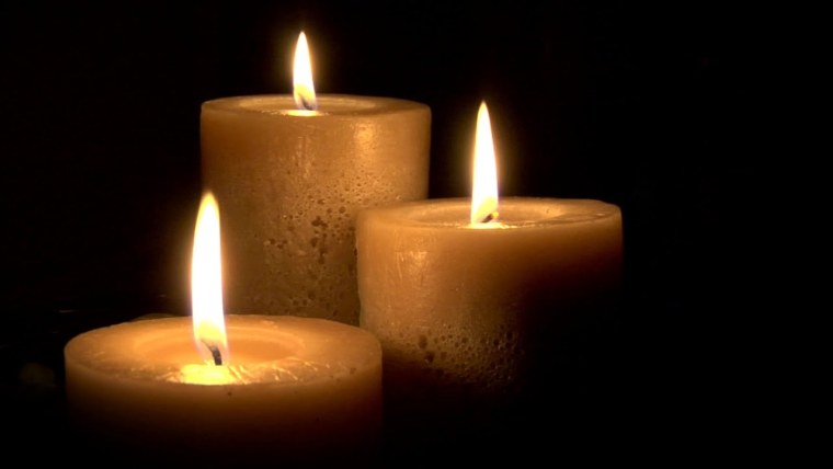 Свеча горела