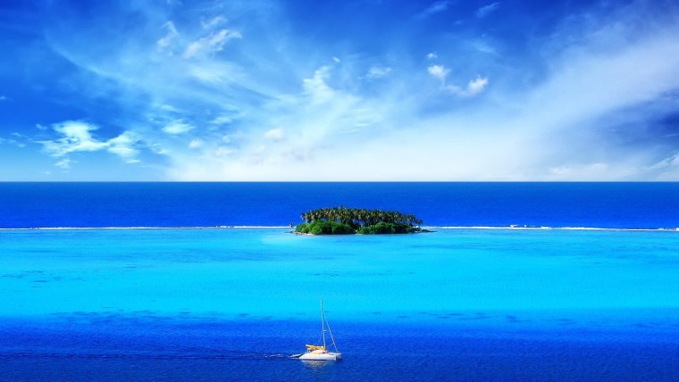 Бирюзовое море