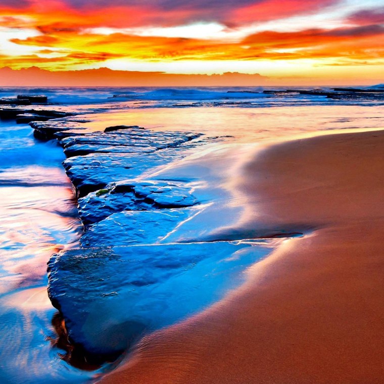 Красивое голубое море