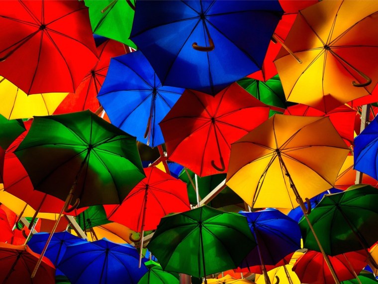 Много зонтиков