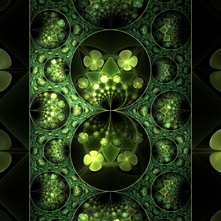 Зеленый узор на черном фоне