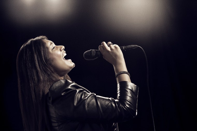 Сингер певица