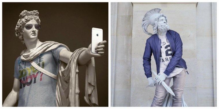 Скульптура с телефоном