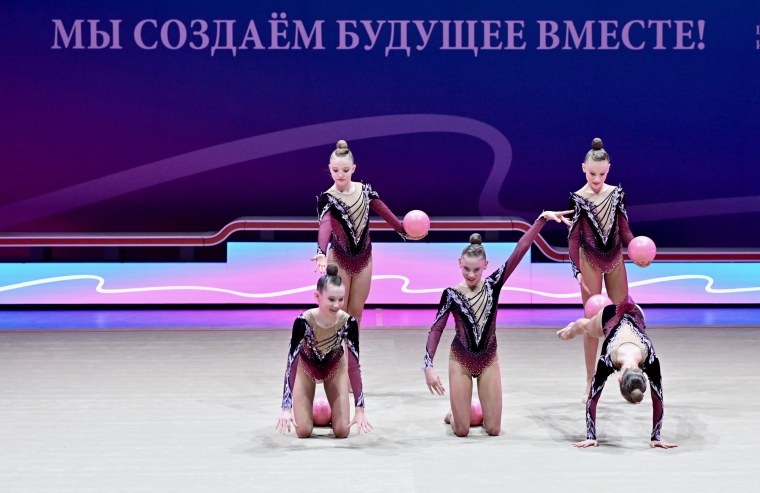 Александра Солдатова шпагат