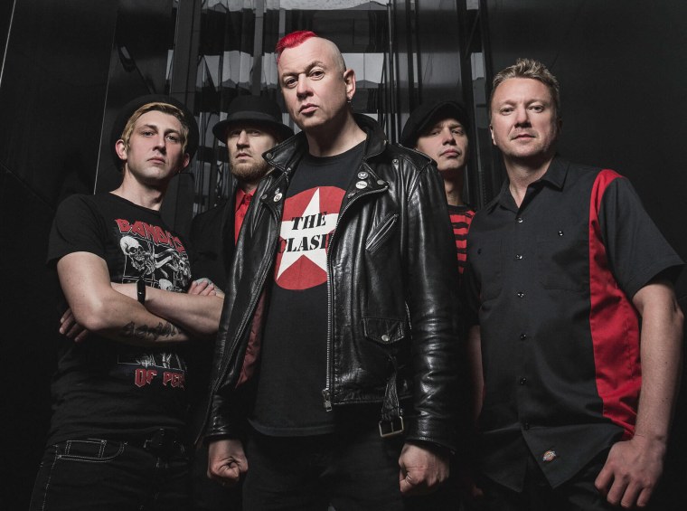 Элизиум – мир - а не война! / Live in б1