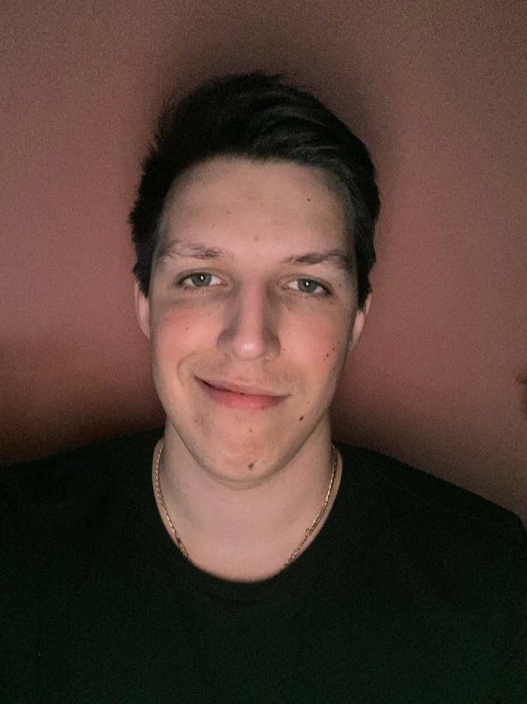 Александр Костылев simple