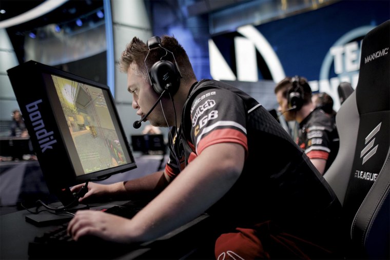 Бондик КИБЕРСПОРТСМЕН