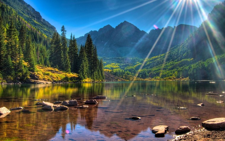 Горное озеро