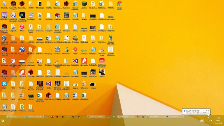 Рабочий стол полочки