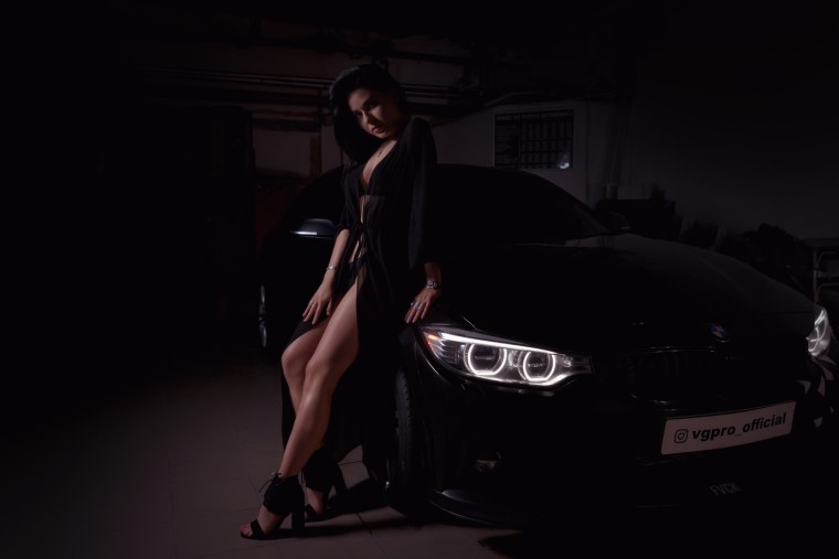 BMW И девушки