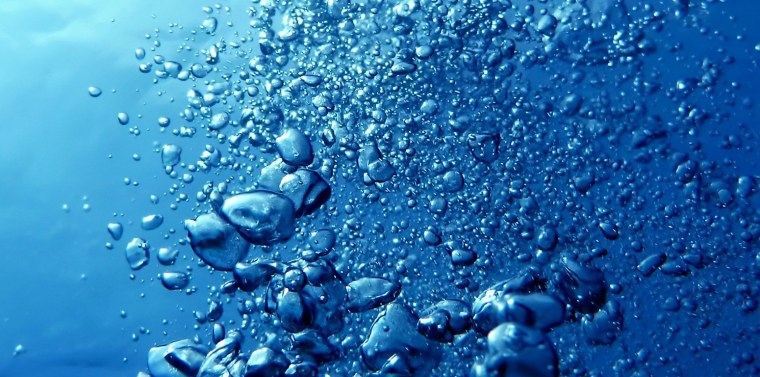 Пузырьки в воде