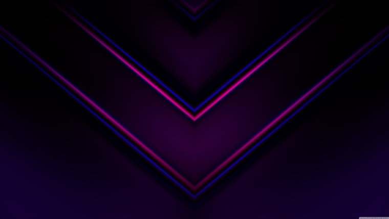 Фиолетовые линии на черном фоне