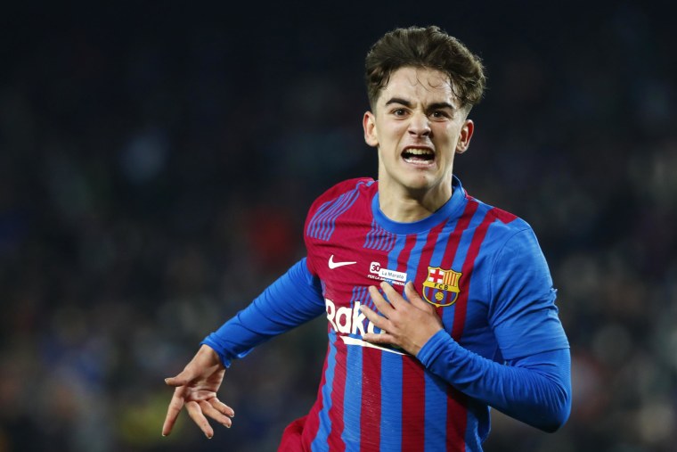 Gavi футболист