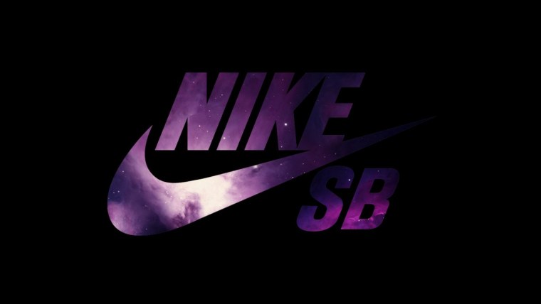 Значок найк черный