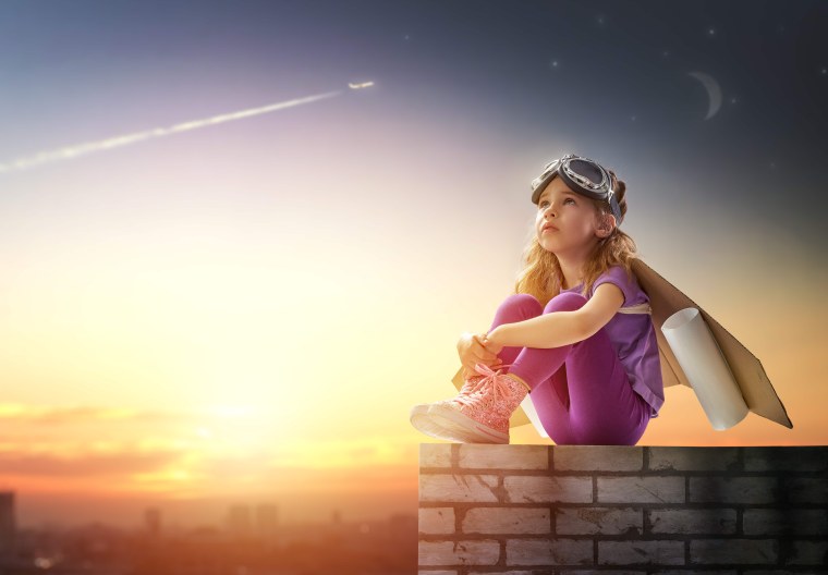 Летающая девочка