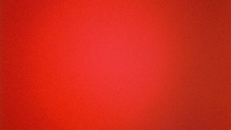 Ярко красный цвет