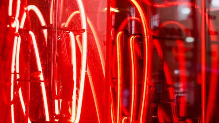 Насыщенный красный