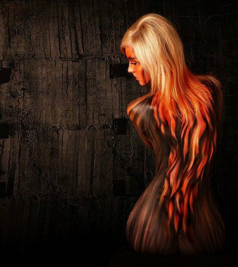 Девушка Огненная спина