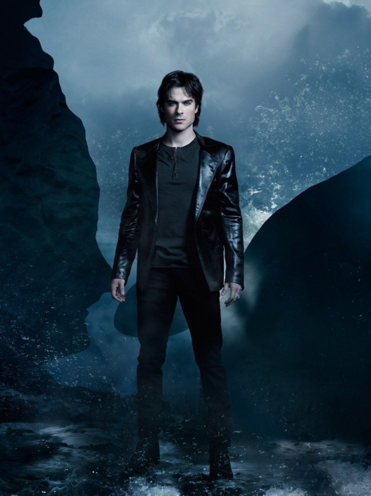 Деймон Сальваторе в полный рост