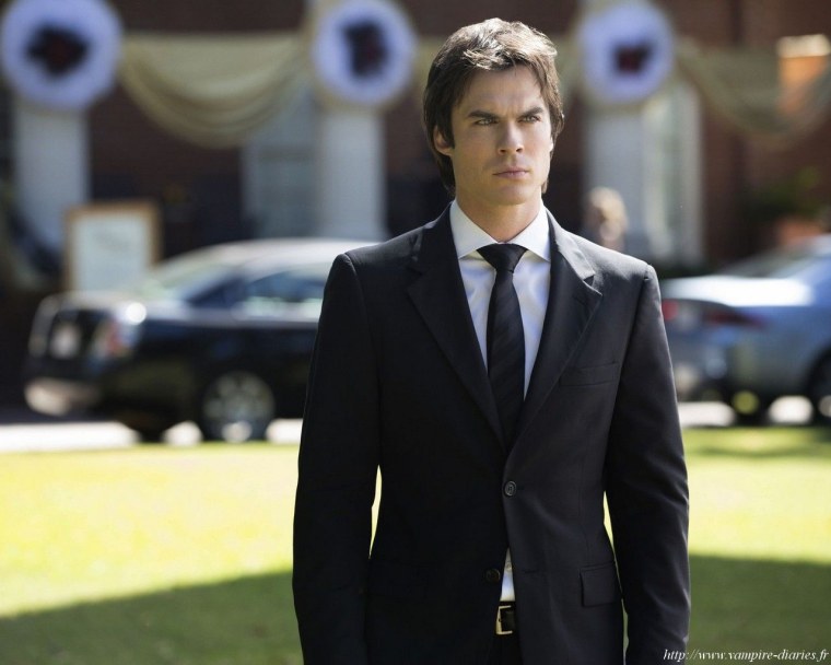 Йен Сомерхолдер торс