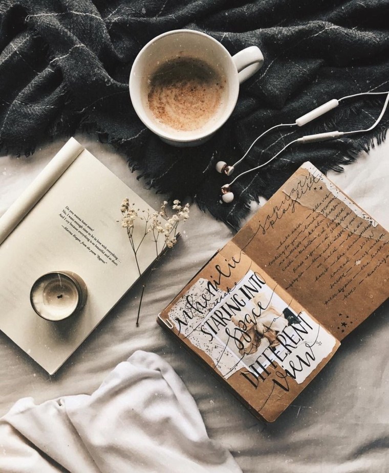 Красивые раскладки с книгами