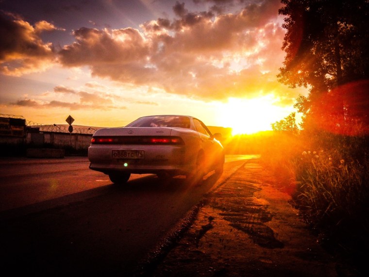 Тойота Марк 2 90 с закатом