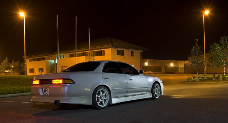 Toyota Mark 2 jzx90 ночью