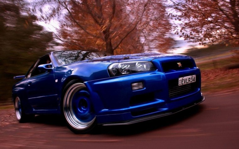 Скайлайн r34