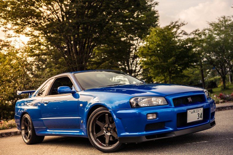 Nissan Skyline r34 гонка